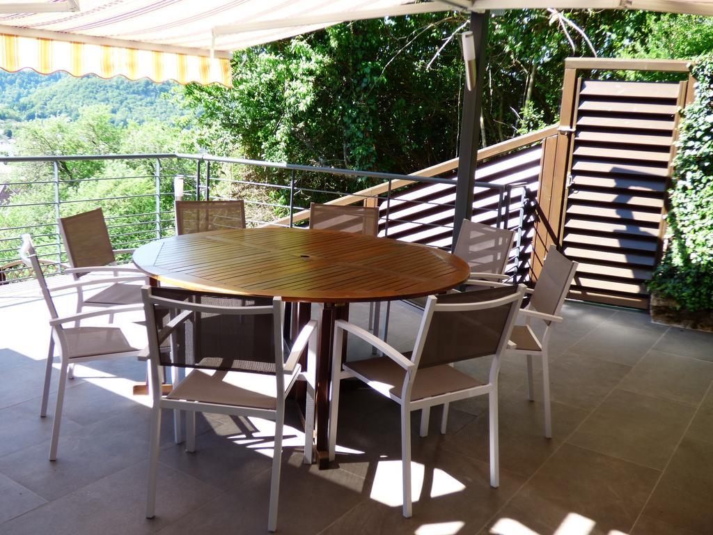Bed and Breakfast La Colline Aux Yeux Doubs Бом-ле-Дам Экстерьер фото