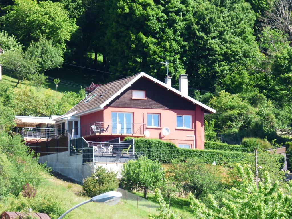 Bed and Breakfast La Colline Aux Yeux Doubs Бом-ле-Дам Экстерьер фото
