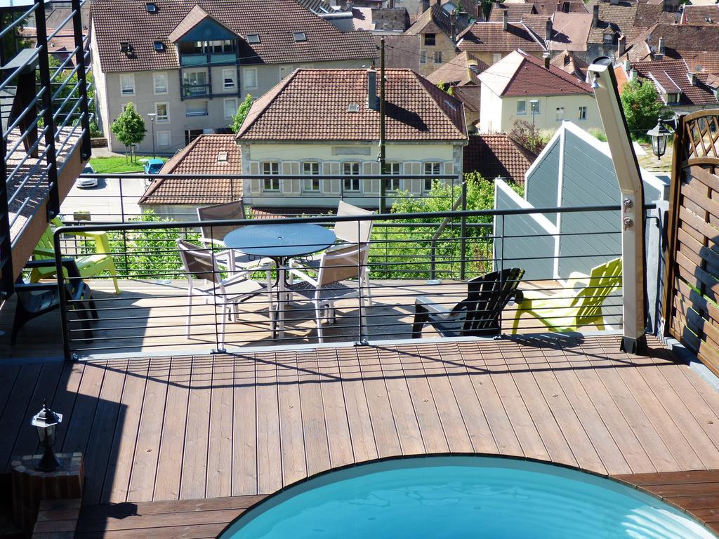 Bed and Breakfast La Colline Aux Yeux Doubs Бом-ле-Дам Экстерьер фото